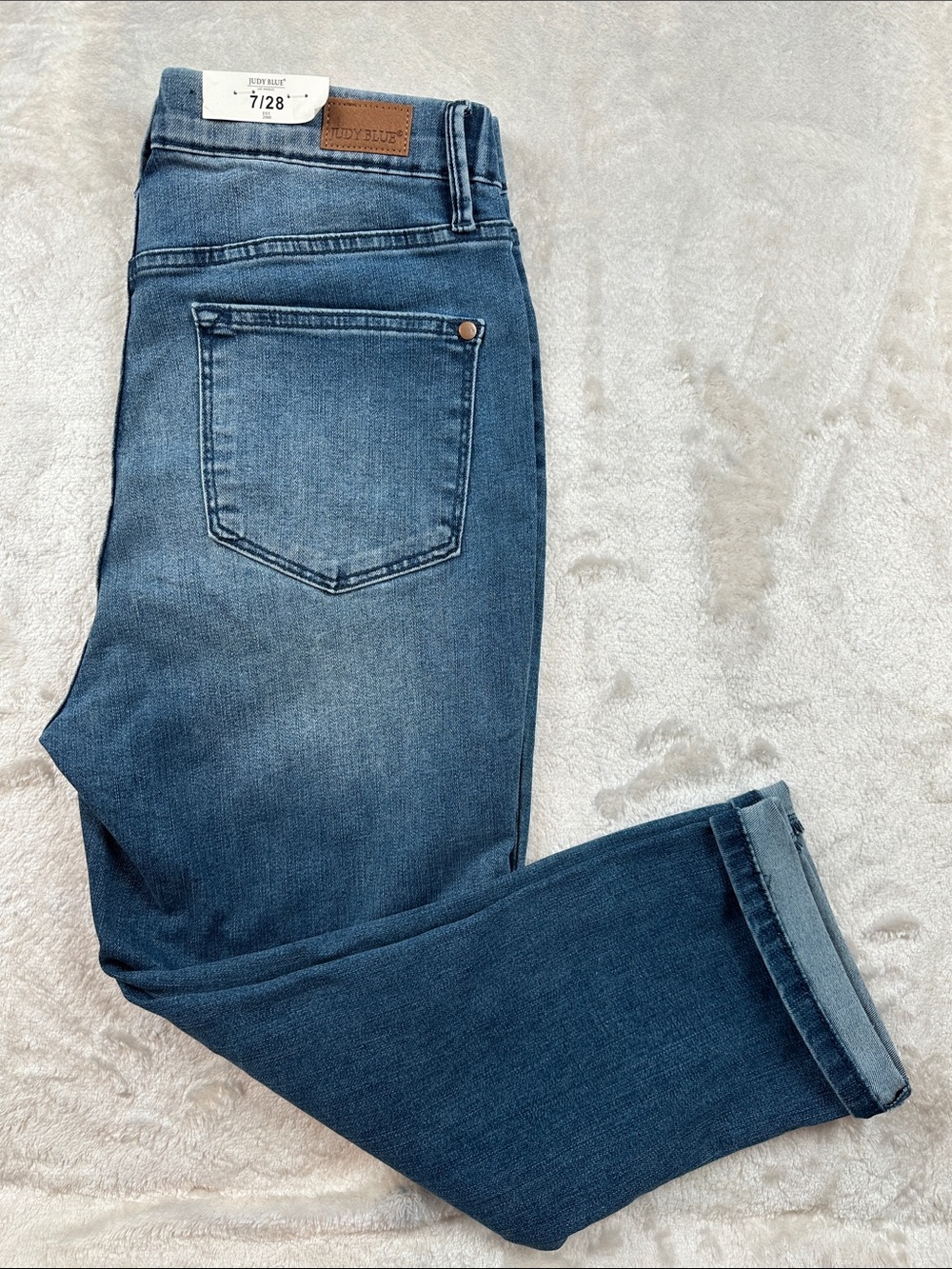 Judy Blue NWT Size 7/28 High-Waist Skinny Fit Capri Dark Blue Wash | Everyday